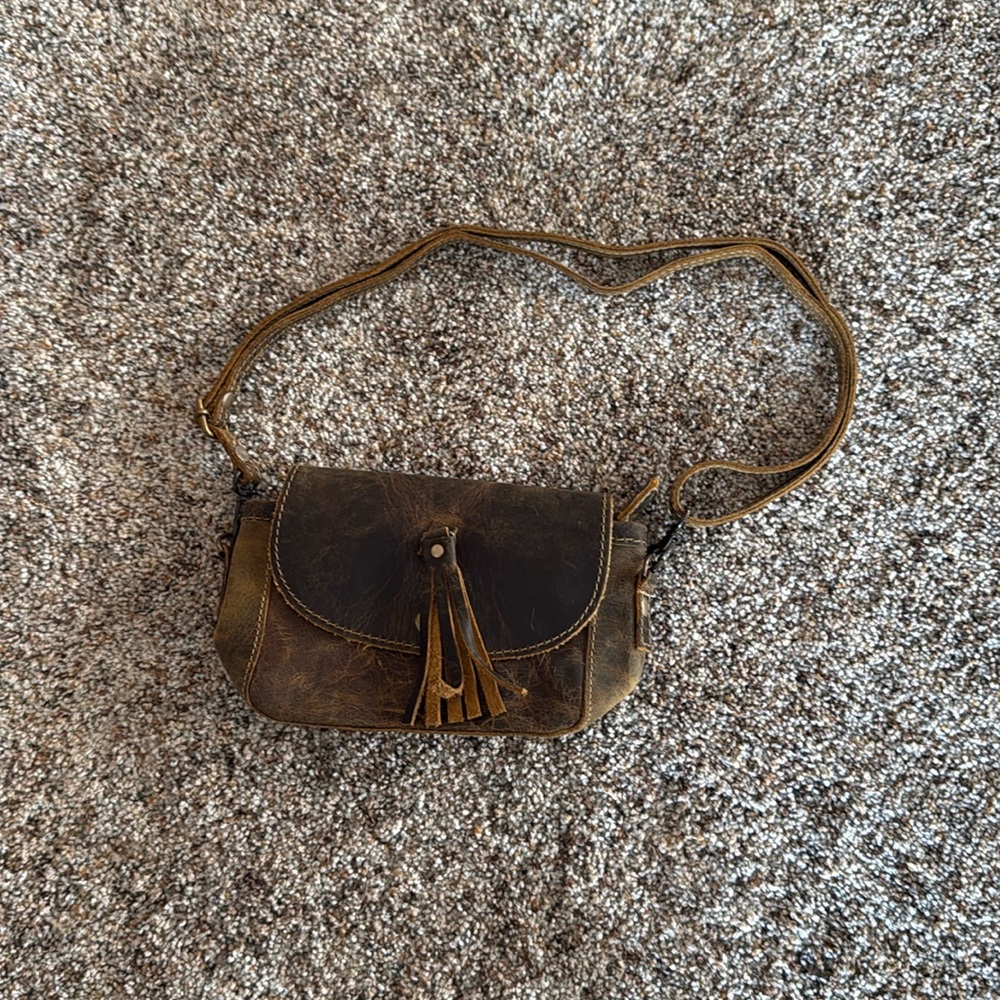 Ladies, little mini Myra bag used in good condition
